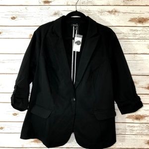 NWT Torrid Black Ruched Sleeve Blazer Jacket
